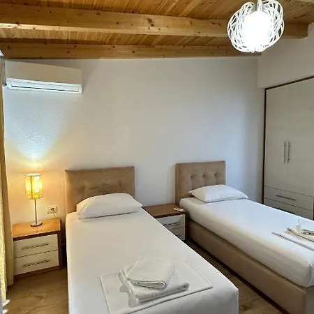 Laura Room's